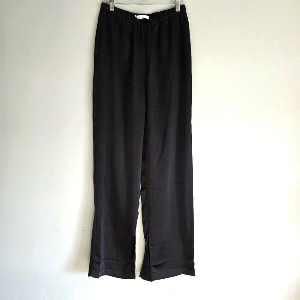 OAK & FORT BLACK SATIN PANTS WITH FRONT SLITS Small